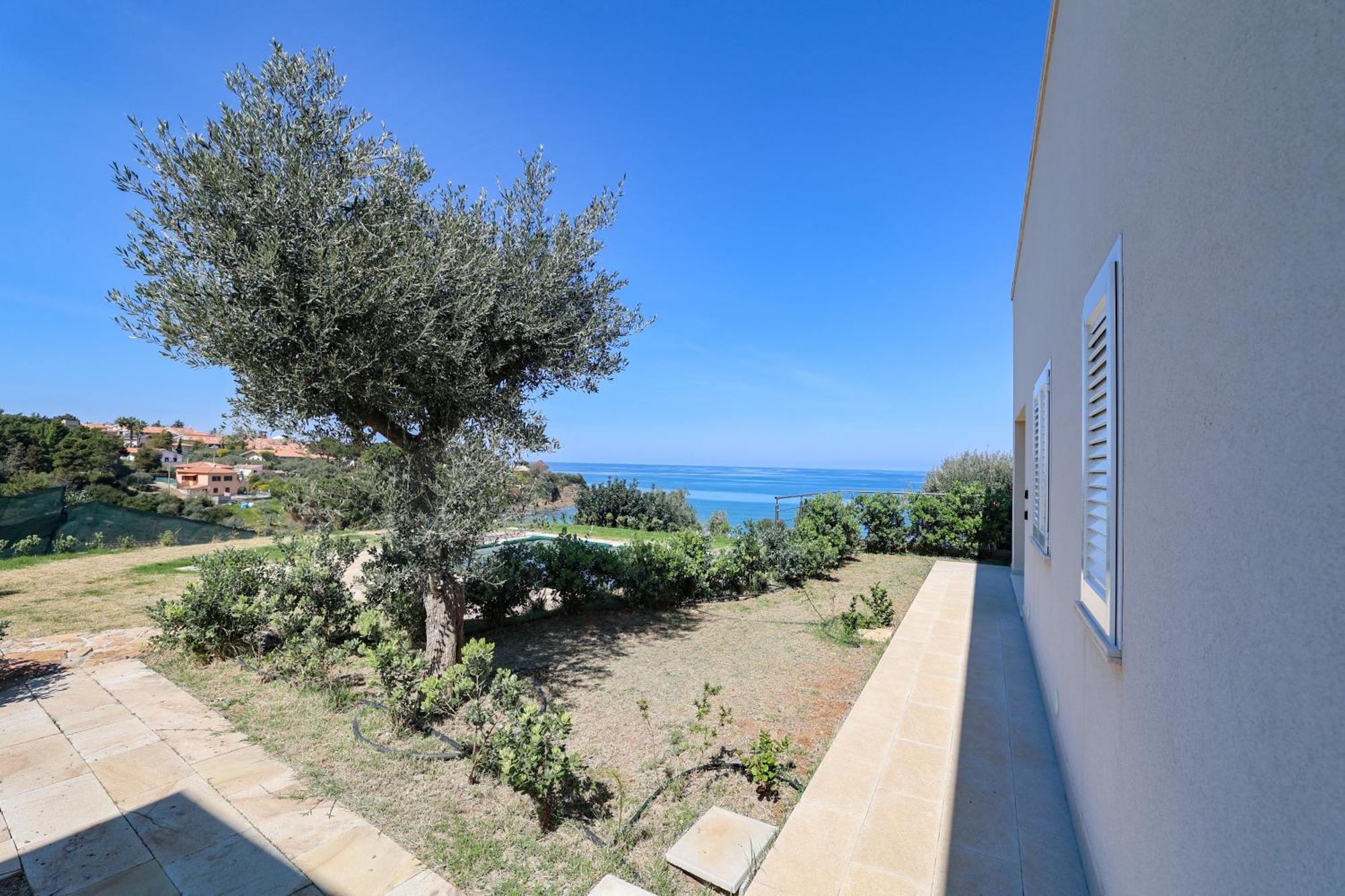 Aura Maris Beach Residence Mazzaforno Чефалу Екстер'єр фото